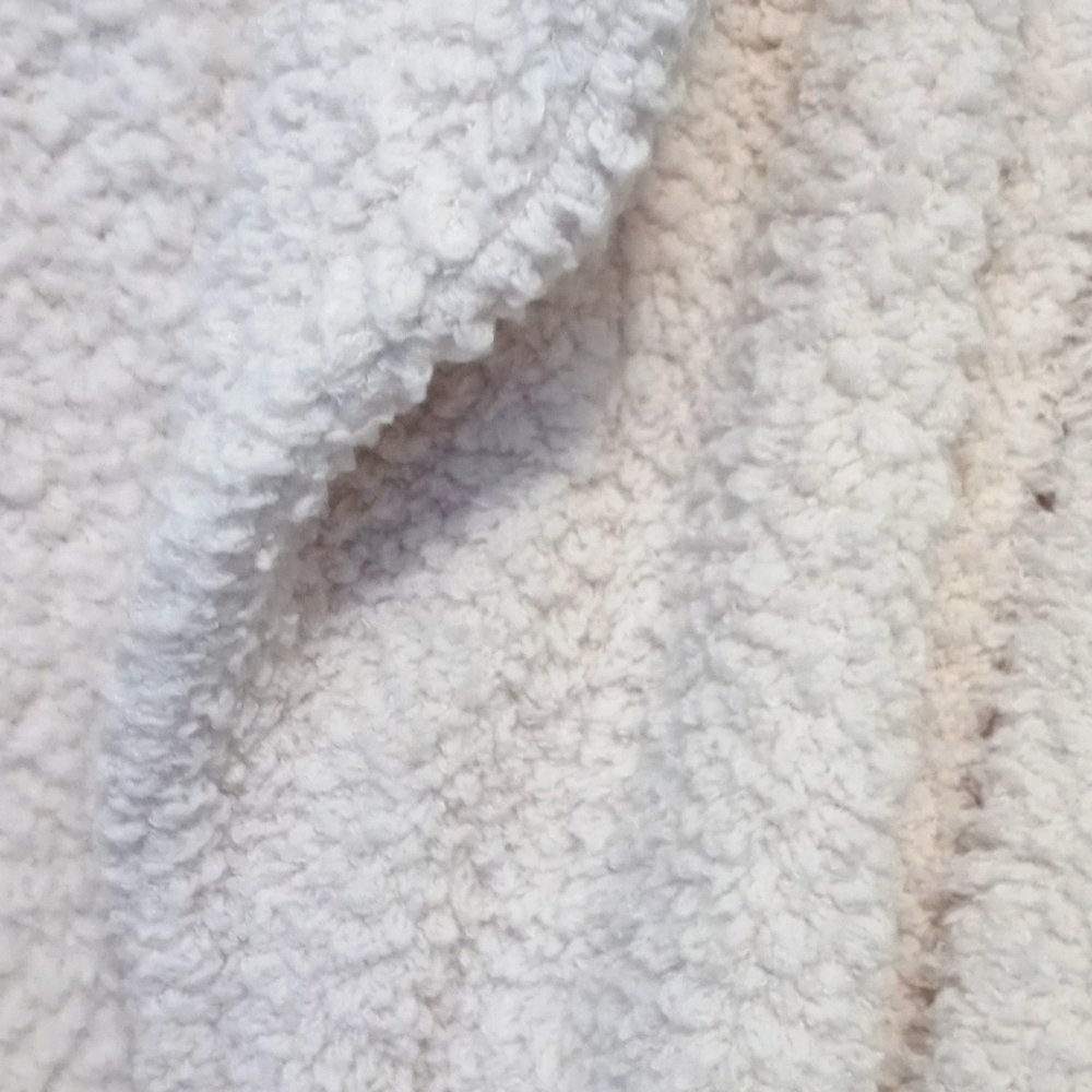 Cozy Creamy Pink Fleece Bathrobe - Picture 2 of 4